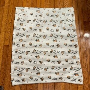 Adorable White Blanket with Bear and Heart Print